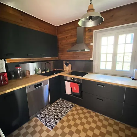 Ufia - Bel Dans Un Ancien Renove Proche Du Centre De Mae-8674